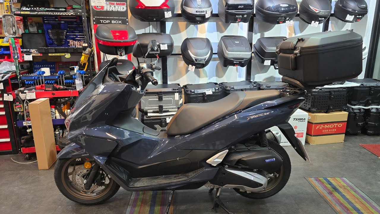 รีวิว HONDA PCX160 ติดกล่อง SHAD TERRA TR55 PLUE BLACK