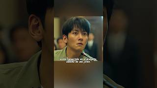 Un hombre simplemente hizo algo bueno, pero terminó en los tribunales.#movie #drama