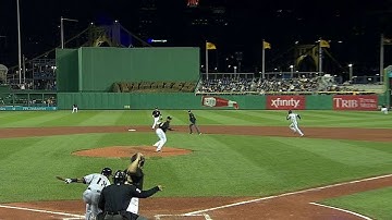 MIL@PIT: Martin catches Lucroy stealing second