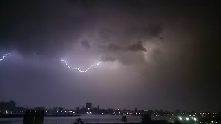 عاصفة رعدية و برق القاهرة