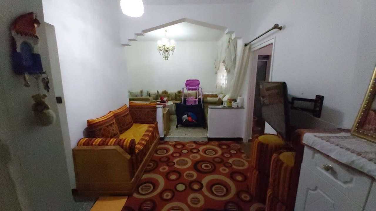 سلا حي مولاي اسماعيل شقة فيها كراج مساحتها 70 متر قرب طرام تمن 44 مليون سنتيم 212661247058