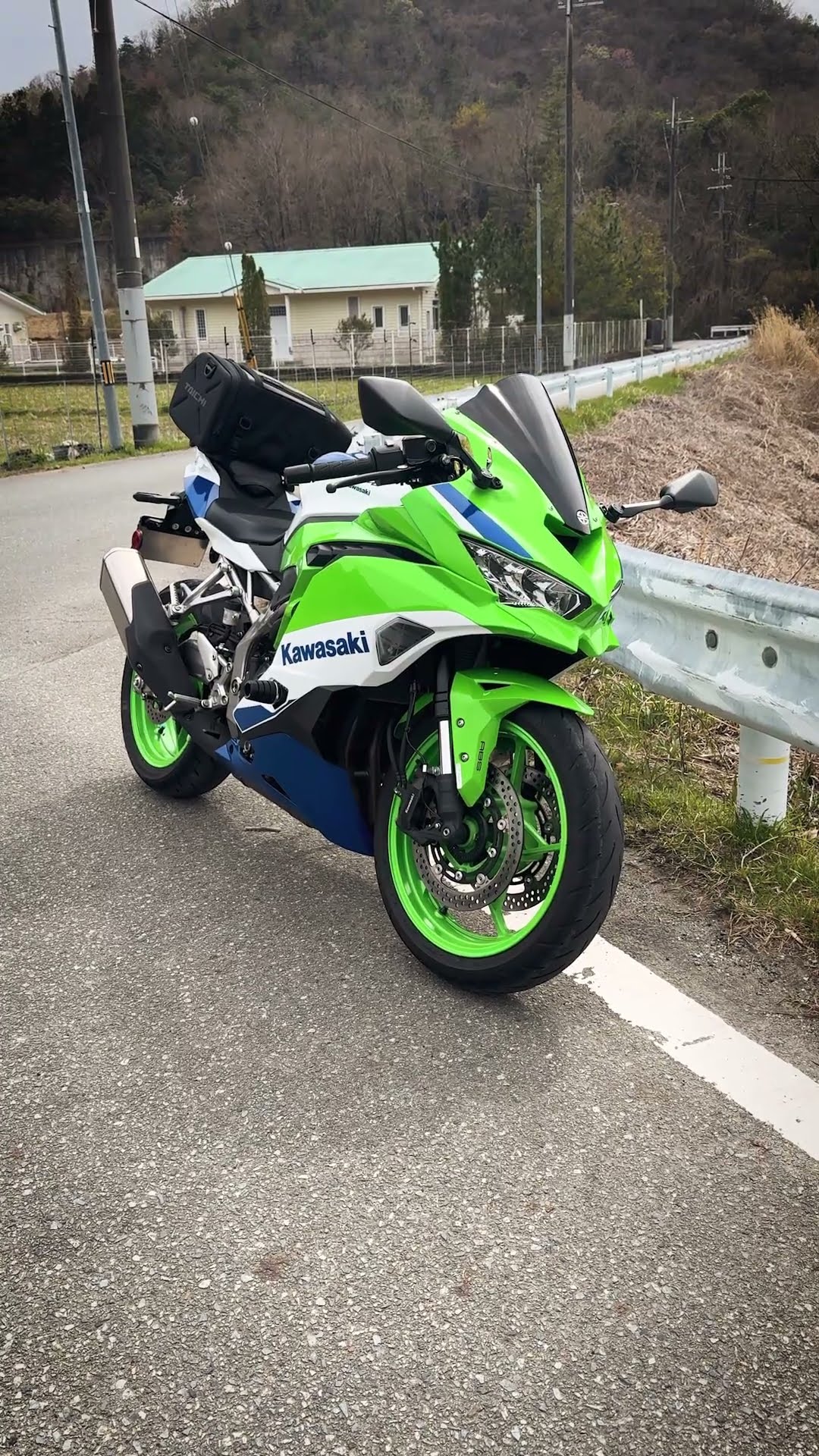 I tried riding the Kawasaki ZX-4RR! [Motovlog] Kawasaki ZX-4RR
