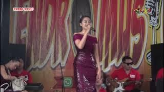 DIVISIONAL WALL - ANGGISTA MEY // ENDRO MUSIC