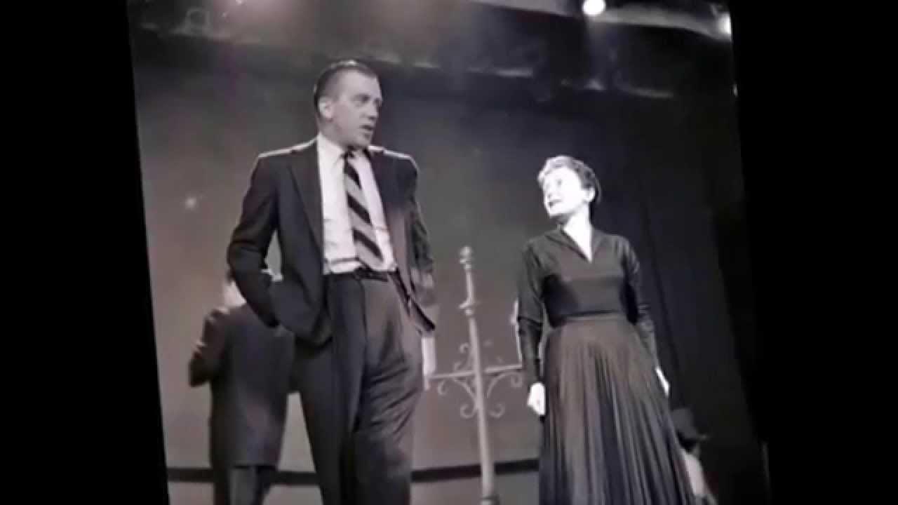 Edith Piaf - Carnegie Hall - La vie en rose 1956 - LIVE Edith Piaf - Carnegie Hall - La vie en rose 1956 - LIVE