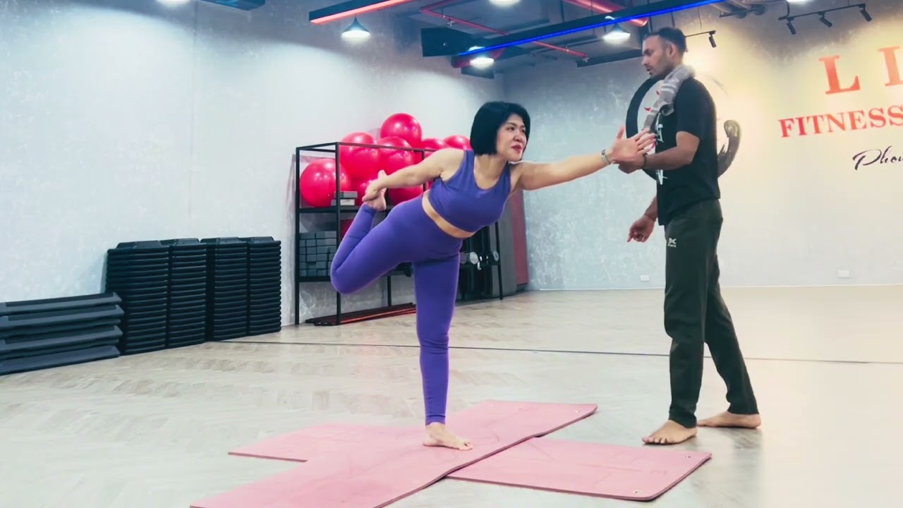 Yoga chuỗi dãn vai, lưng, sườn chữa đau mỏi người