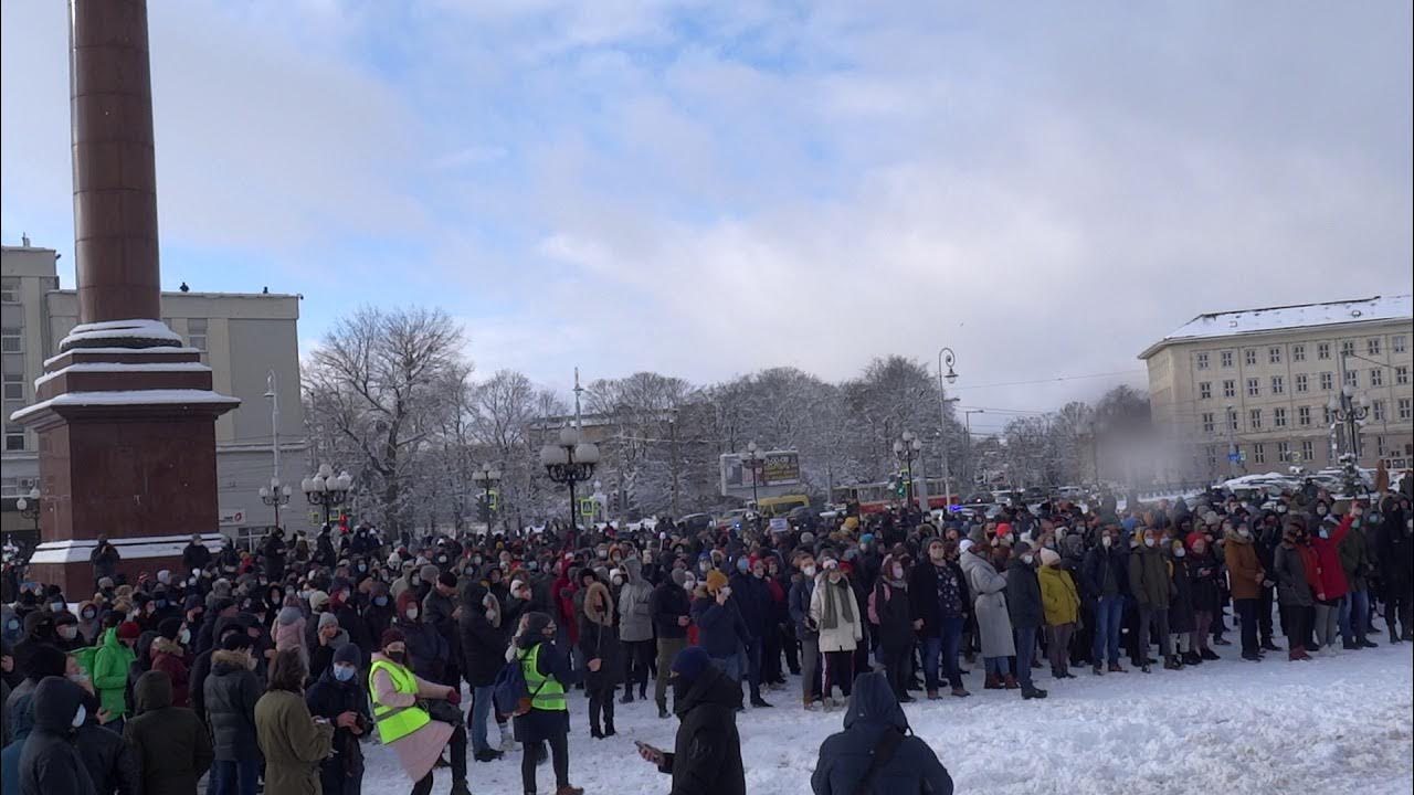 Митинг на площади победы