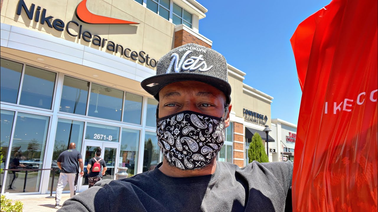 nike clearance the loop