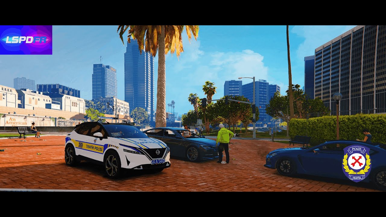 GTA V LSPDFR BÖLÜM (3) NİSSAN QASHQAİ TRAFİK POLİSİ KAZA YERİNDEN KAÇAN KADIN YAKALANDI !!!