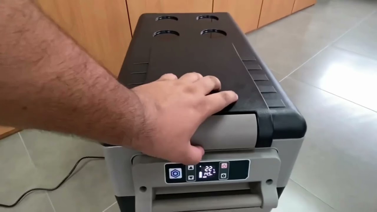 Maxfreeze - Geladeira Portátil 45L 12v/24v 110v/220v Caminhão Ônibus Van