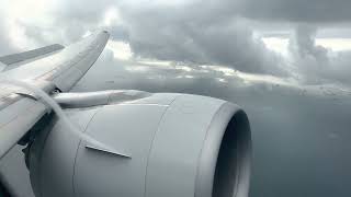 Singapore Airlines Boeing 777-300ER Fantastic Approach & Landing at Jakarta Soekarno Hatta Airport screenshot 5
