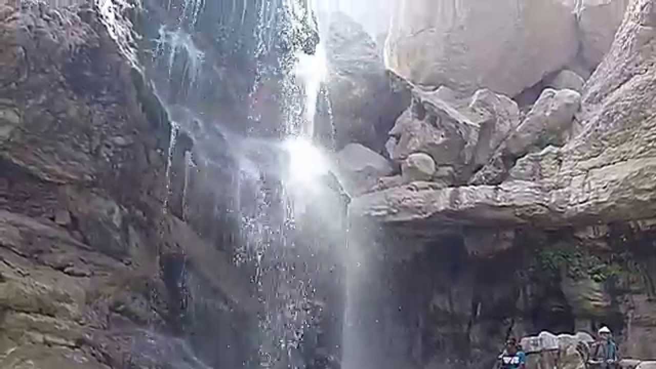 Secret waterfall trek in Wadi Al Arbeieen (Alhail waterfall, Oman