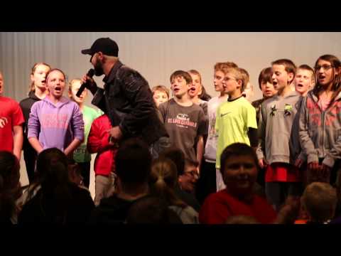 Chris Hawkey Music | Underdog | Redwood Valley Middle School Sings Along