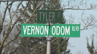 Suspect opens fire on Akron police officers during traffic stop