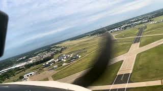 Oshkosh Kosh 2022 - Approach And Landing, Runway 27 Green Dot