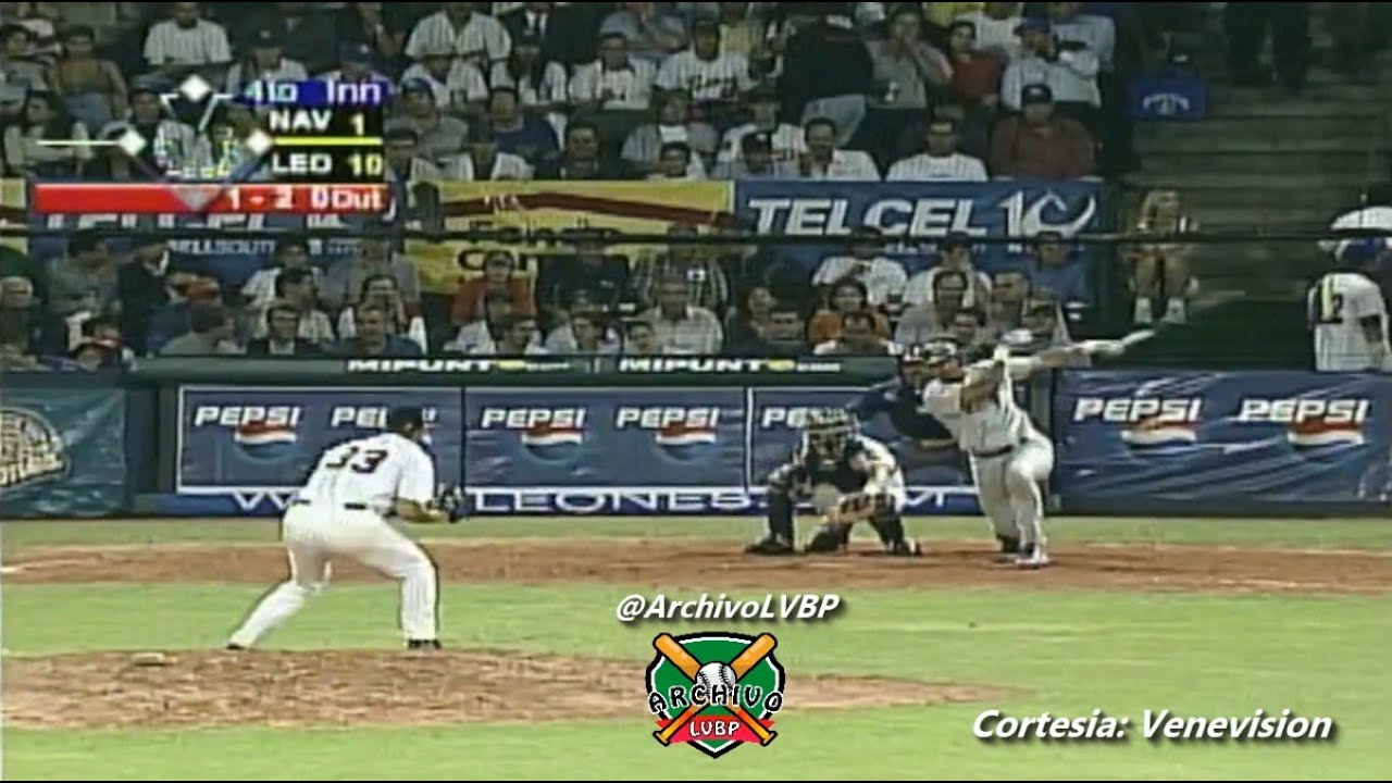 Jonron de Robert Machado  - Leones del Caracas vs Navegantes del Magallanes Temp 2001-2002