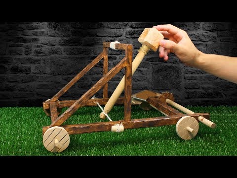 Video: ¿Quién para construir una catapulta?