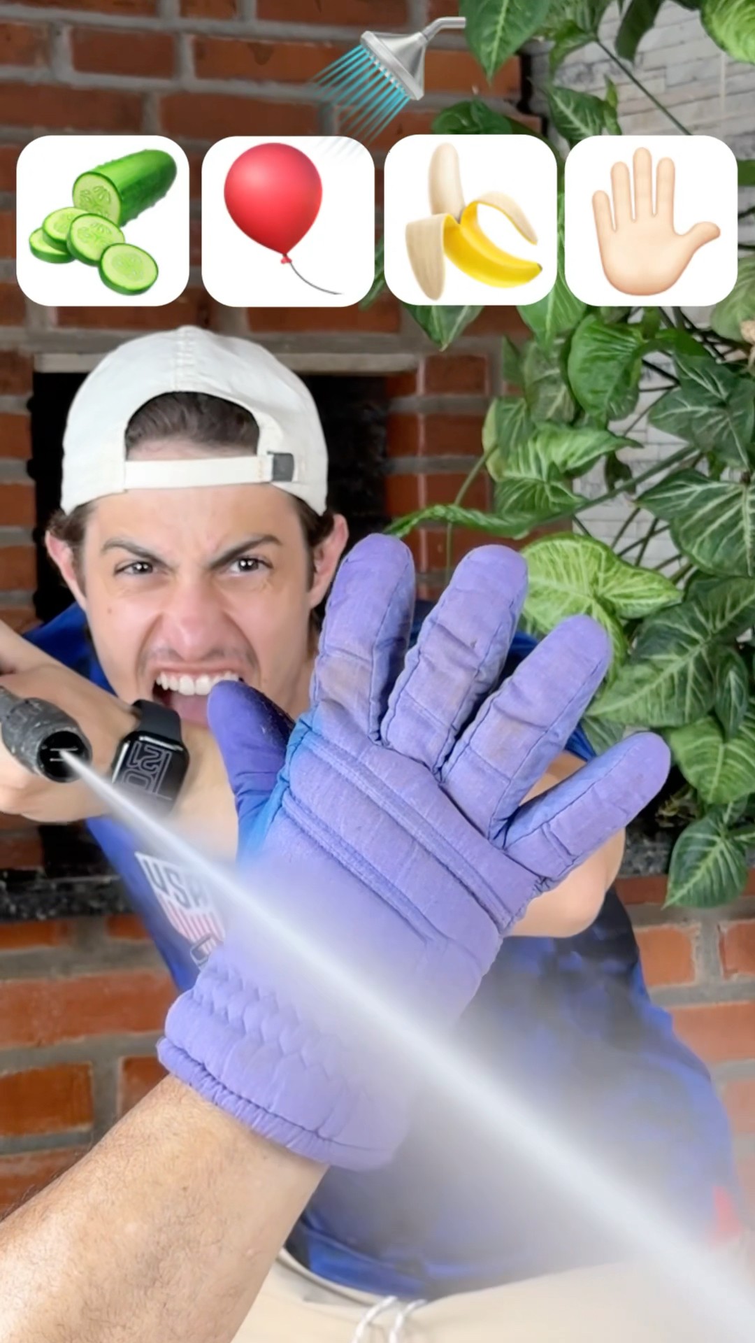 Será que o jato de água vai cortar a luva?!? #shorts #challenge