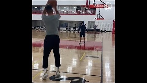 Steph Curry 105 THREES IN A ROW, 5 minutes straight without missing