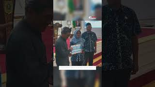 Pemerintah Pasang Stiker Bansos Demi Cegah Salah Sasaran