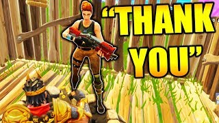 HELPING KID WIN HIS FIRST FORTNITE BATTLE ROYALE GAME!!!