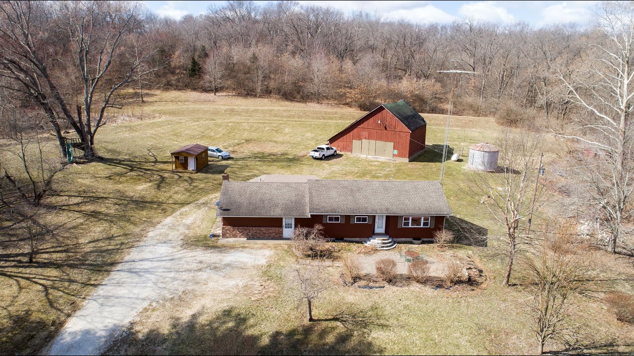 Updated Country Home On A Small Property For Sale In Scott County