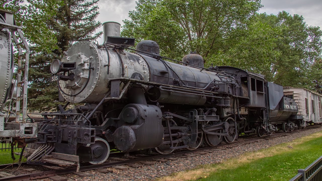 Laramie Railroad Depot: Union Pacific 535 (4K) - YouTube