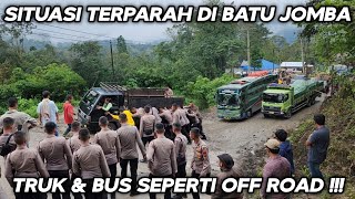 Situasi Terparah !!! Bus Dan Truk Seperti Off Road Di Tanjakan Batu Jomba
