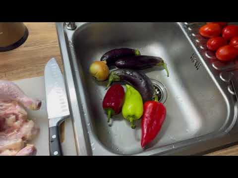 Видео рецепт Чахохбили с баклажанами