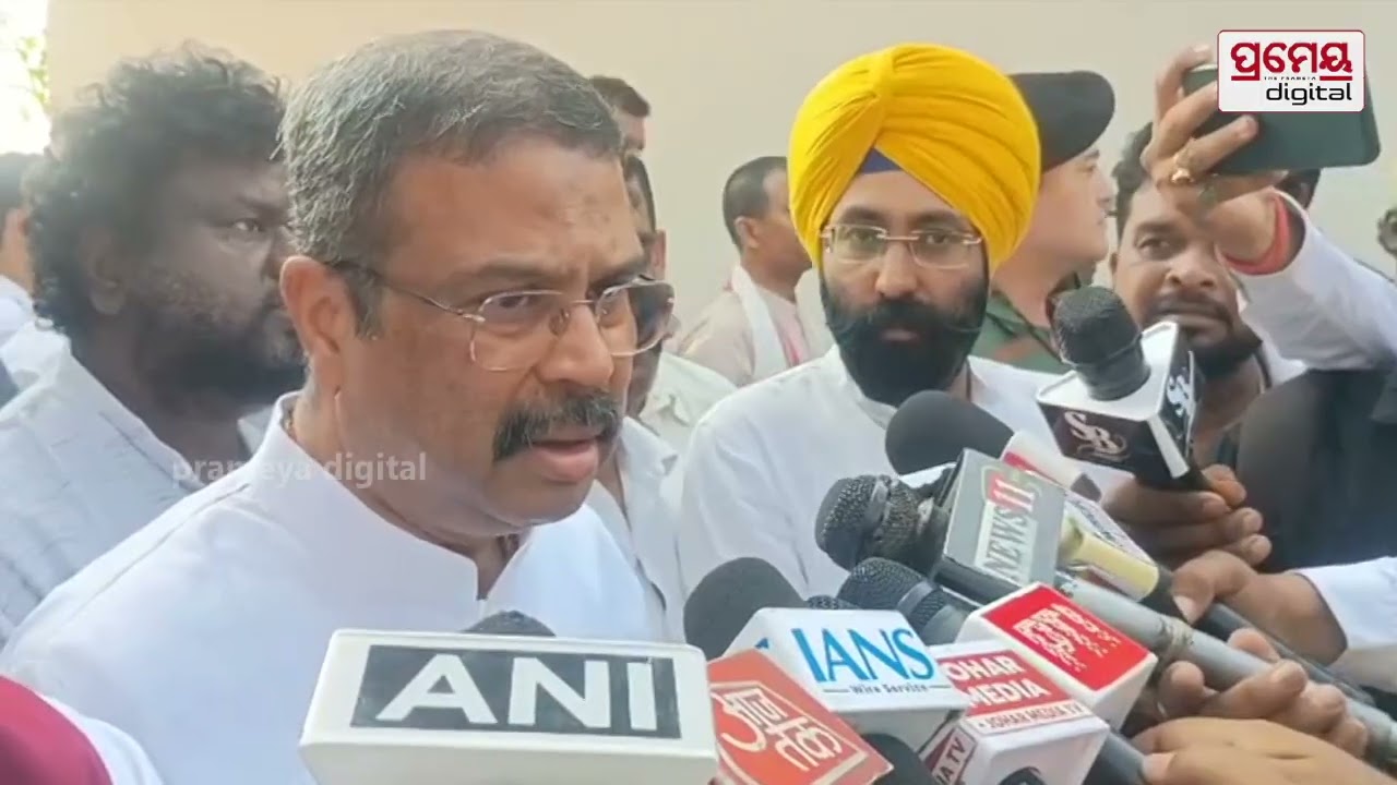 NCERT ପାଠ୍ୟପୁସ୍ତକ ବିବାଦ ନେଇ କେନ୍ଦ୍ର ଶିକ୍ଷାମନ୍ତ୍ରୀଙ୍କ ପ୍ରତିକ୍ରିୟା, କହିଲେ ଏଥିପାଇଁ ଦୃଢ଼ ପଦକ୍ଷେପ ନିଆଯିବ