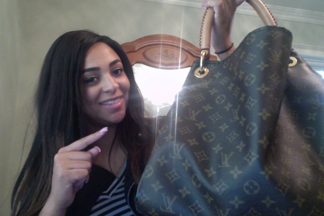 Louis Vuitton Artsy Review - YouTube