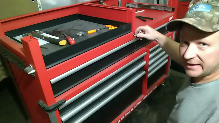 Milwaukee 52" high capacity work bench 🤔 I bought it cheap!