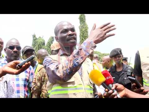 Works minister issues February ultimatum to contractor