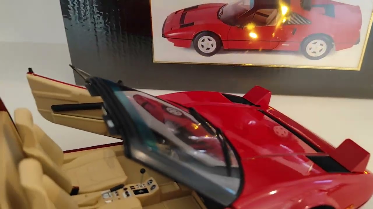 Ferrari 308 GTS Magnum 1:12 KK-Scale