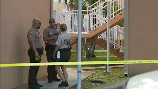Police investigate shooting that left man dead shot in front of his home