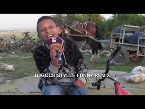 بيكالتي يغني باهرا باهرا