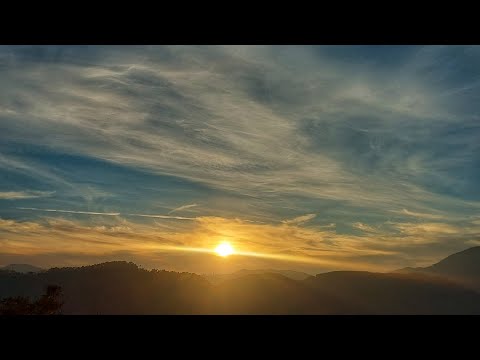 Beautiful Golden Mountain Sunset Time Lapse #timelapse #sunset #mountain #sun #nature