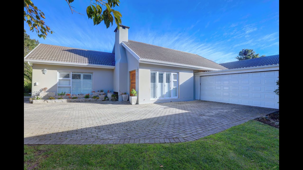 6 bedroom house for sale in Heatherlands Pam Golding