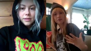 Hayley Williams chatting to Phoebe Bridgers