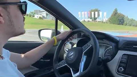 Quanto costa un corso di guida sicura a Vallelunga?
