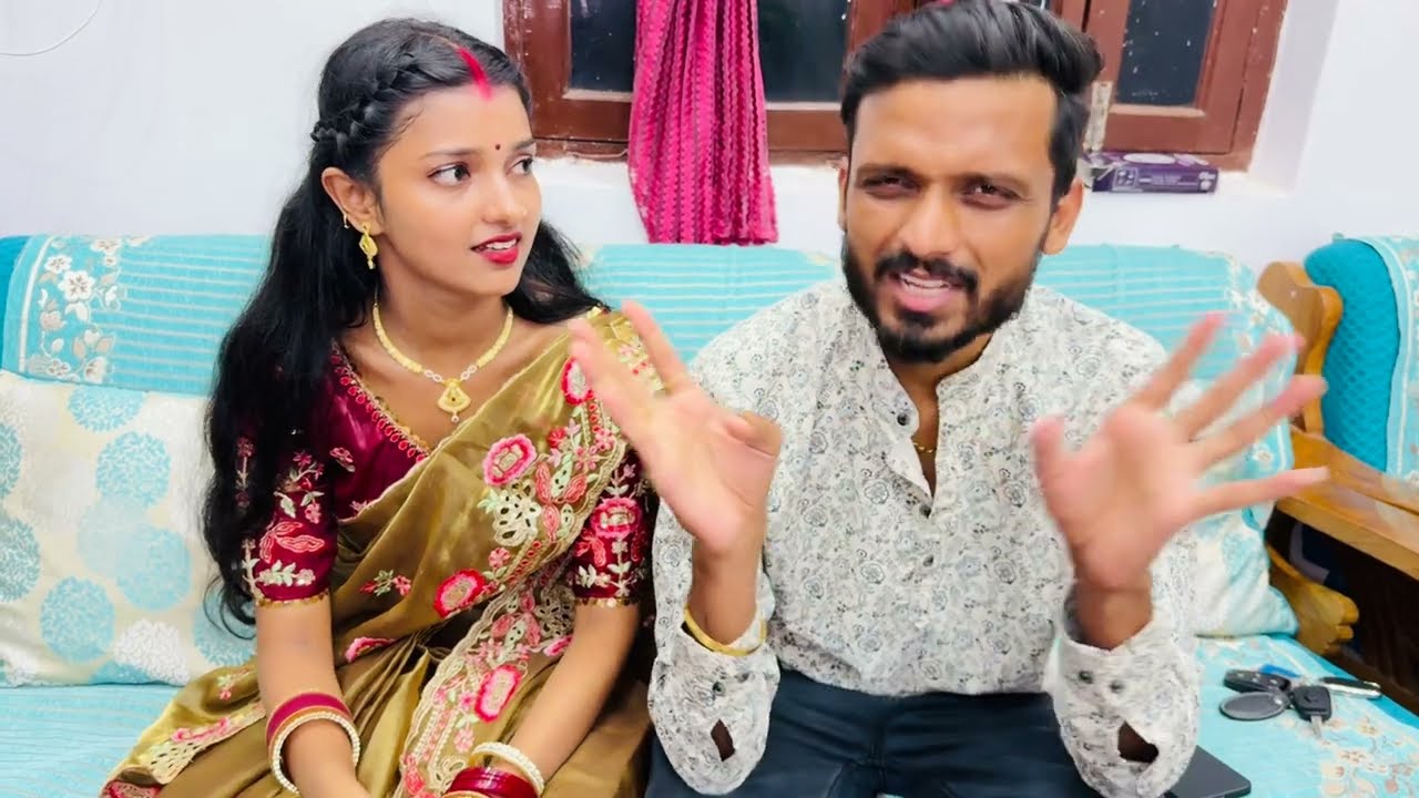 बहुत कुछ झूठ था इसमें 