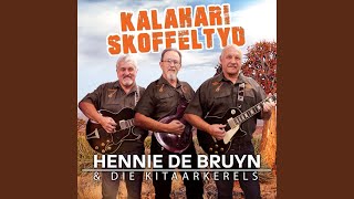 Video thumbnail of "Hennie de Bruyn en die Kitaarkêrels - Net Vir Jou"