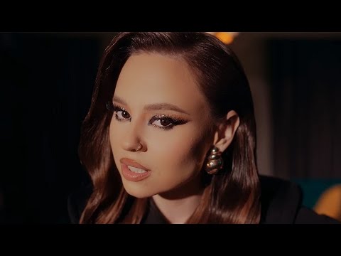 Ruxit x Cristina Pucean - Copia nu-i original - YouTube