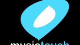 Download lagu Christian Smith & Reset Robot - Air Miles (2000 And One & DJ Madskillz remix)