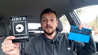 Uber & Lyft Glow Signs - Stand Out From the Crowd! by RideShare Tips 27,444 views 7 years ago 2 minutes, 16 seconds