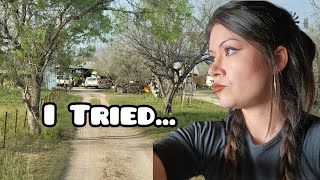 Trucker Gal does 90° back out of property || Customer says I'm trouble lol