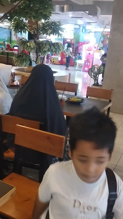 silaturahmi anak2 Sholeh & sholeha#viral #family #fyp#videoshortsviral #videos