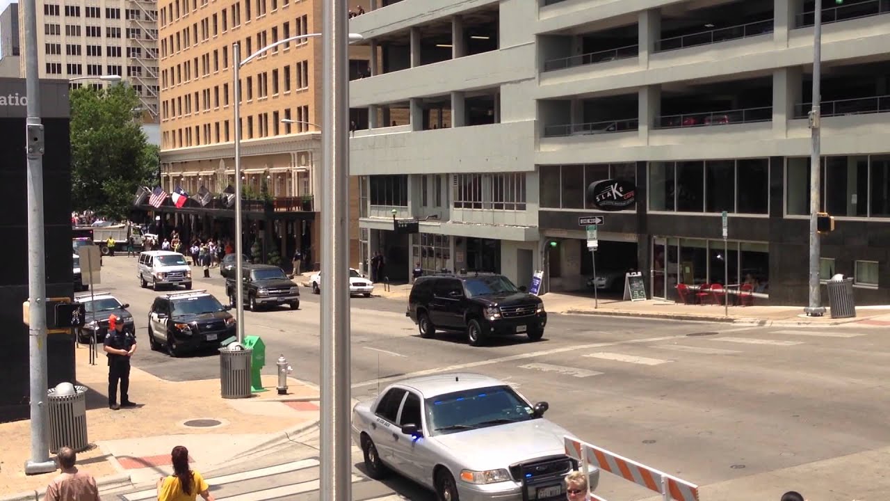 Obama Presidential SUV Motorcade - YouTube