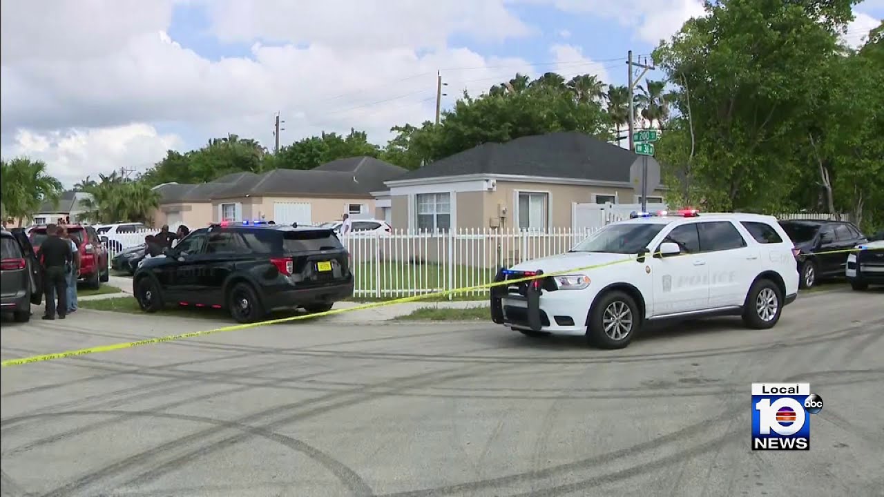 Police investigate shooting death outside Miami Gardens home - YouTube