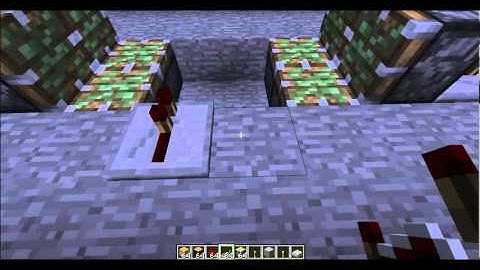 Minecraft- Piston Trap Tutorial (Gets em Every time)