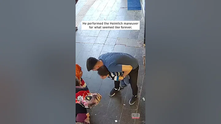 Man Saves Choking Child With Heimlich Maneuver #shorts